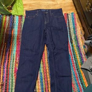 Patagonia women’s straight leg jeans size 28
